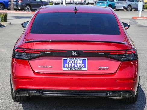 Used 2023 Honda Accord Sport image 8