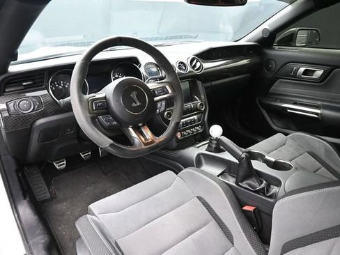 Used 2019 Ford Mustang Shelby GT350 w/ Technology Package RWD image 13