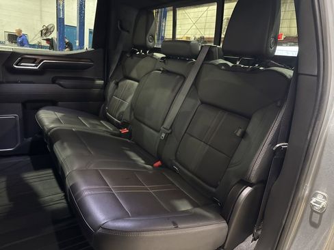 Used 2023 Chevrolet Silverado 1500 High Country w/ LPO, Dark Essentials Package AWD/4WD image 38