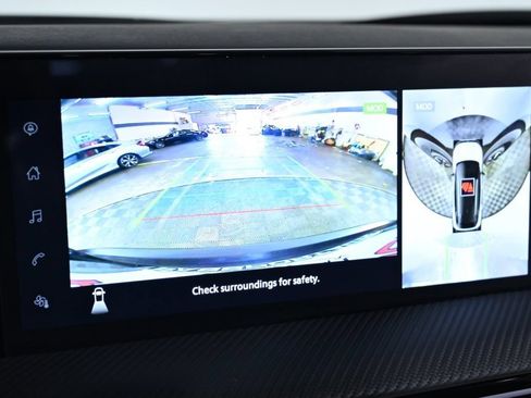 Certified 2025 Nissan Kicks SR AWD/4WD image 18