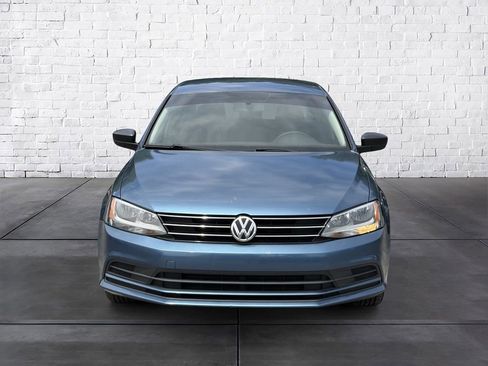 Used 2015 Volkswagen Jetta SE FWD image 3