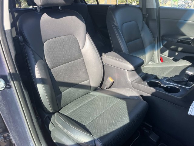 Used 2020 Kia Sportage EX FWD image 29