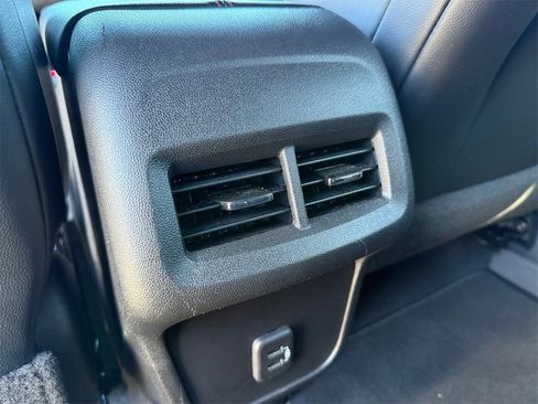 Certified 2022 Chevrolet Equinox RS image 26