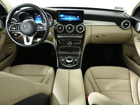 Certified 2020 Mercedes-Benz C 300 4MATIC Sedan image 4