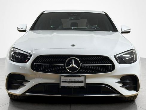 Used 2023 Mercedes-Benz E 350 Sedan image 8