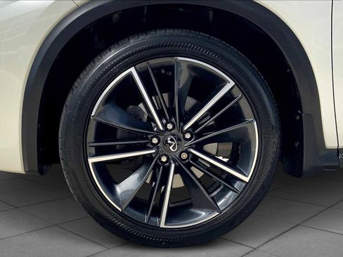 Used 2023 INFINITI QX55 Luxe w/ Cargo Package image 10