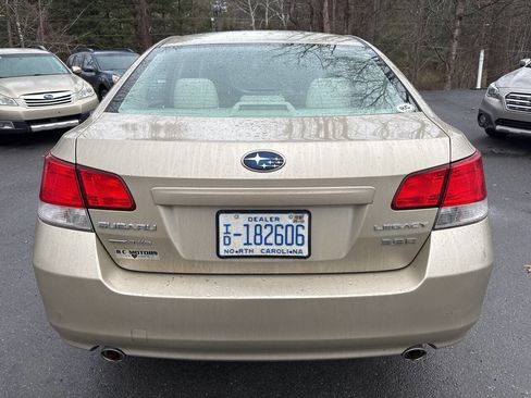 Used 2010 Subaru Legacy 3.6R Premium image 7