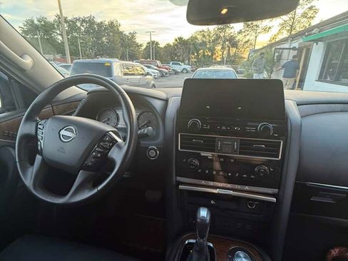 Used 2024 Nissan Armada SL RWD image 7