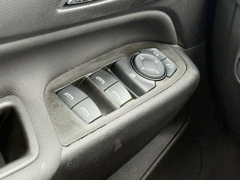 Used 2024 Chevrolet Equinox RS w/ RS Leather Package FWD image 33
