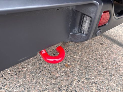 Used 2018 Jeep Wrangler Unlimited Rubicon w/ Safety Group image 11