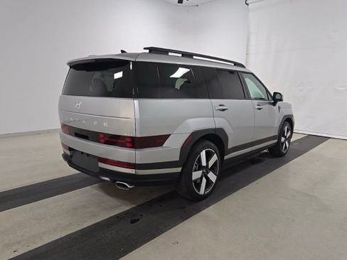 Used 2026 Hyundai Santa Fe Limited AWD/4WD image 5