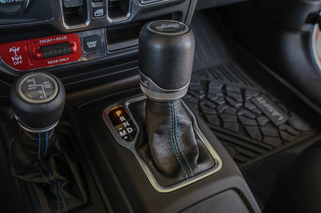 Used 2023 Jeep Wrangler Unlimited Rubicon 4xe AWD/4WD image 21