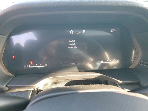 New 2025 Jeep Grand Cherokee Altitude image 16