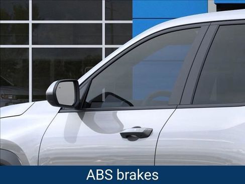 New 2026 Chevrolet Equinox LT w/ Convenience Package II image 13