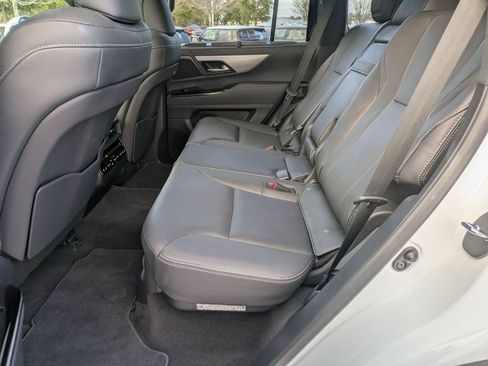 Used 2023 Lexus LX 600 F Sport w/ Accessory Package (Z1) image 23