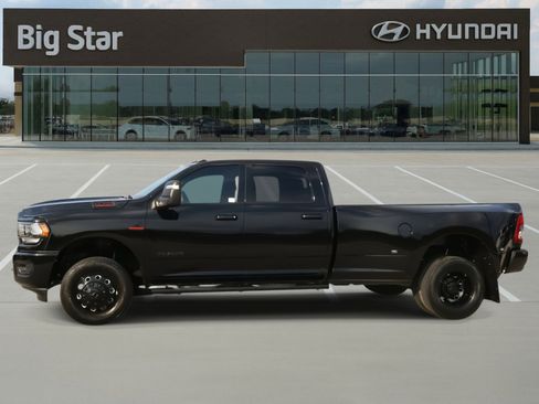Used 2024 RAM 3500 Big Horn w/ Night Edition image 2