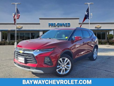 Used 2022 Chevrolet Blazer LT image 1
