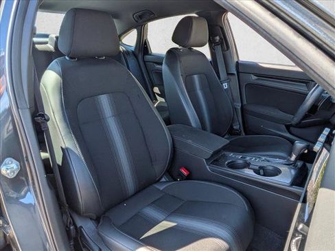 Used 2023 Honda Civic Sport image 19