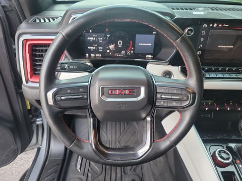 Used 2024 GMC Canyon AT4X AWD/4WD image 21