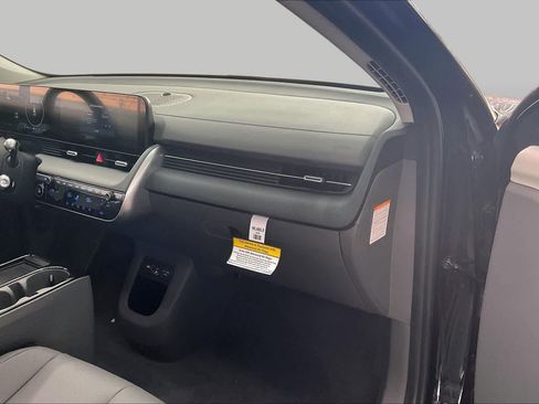 Certified 2026 Hyundai Ioniq 5 SEL RWD image 18