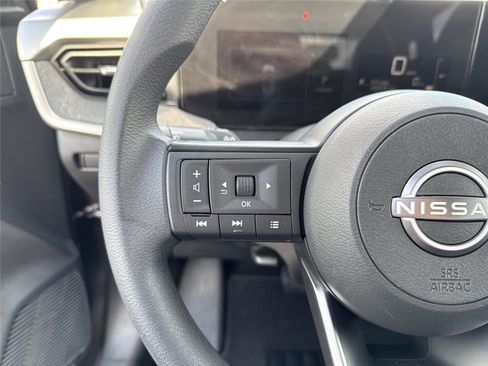 Used 2026 Nissan Kicks SV FWD image 21