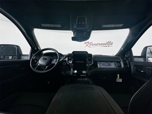 New 2026 RAM 2500 Limited image 9