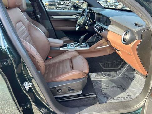 Used 2021 Alfa Romeo Stelvio Ti Sport image 16