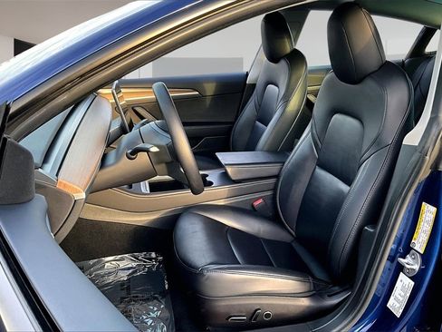 Used 2023 Tesla Model 3 Standard Range image 19