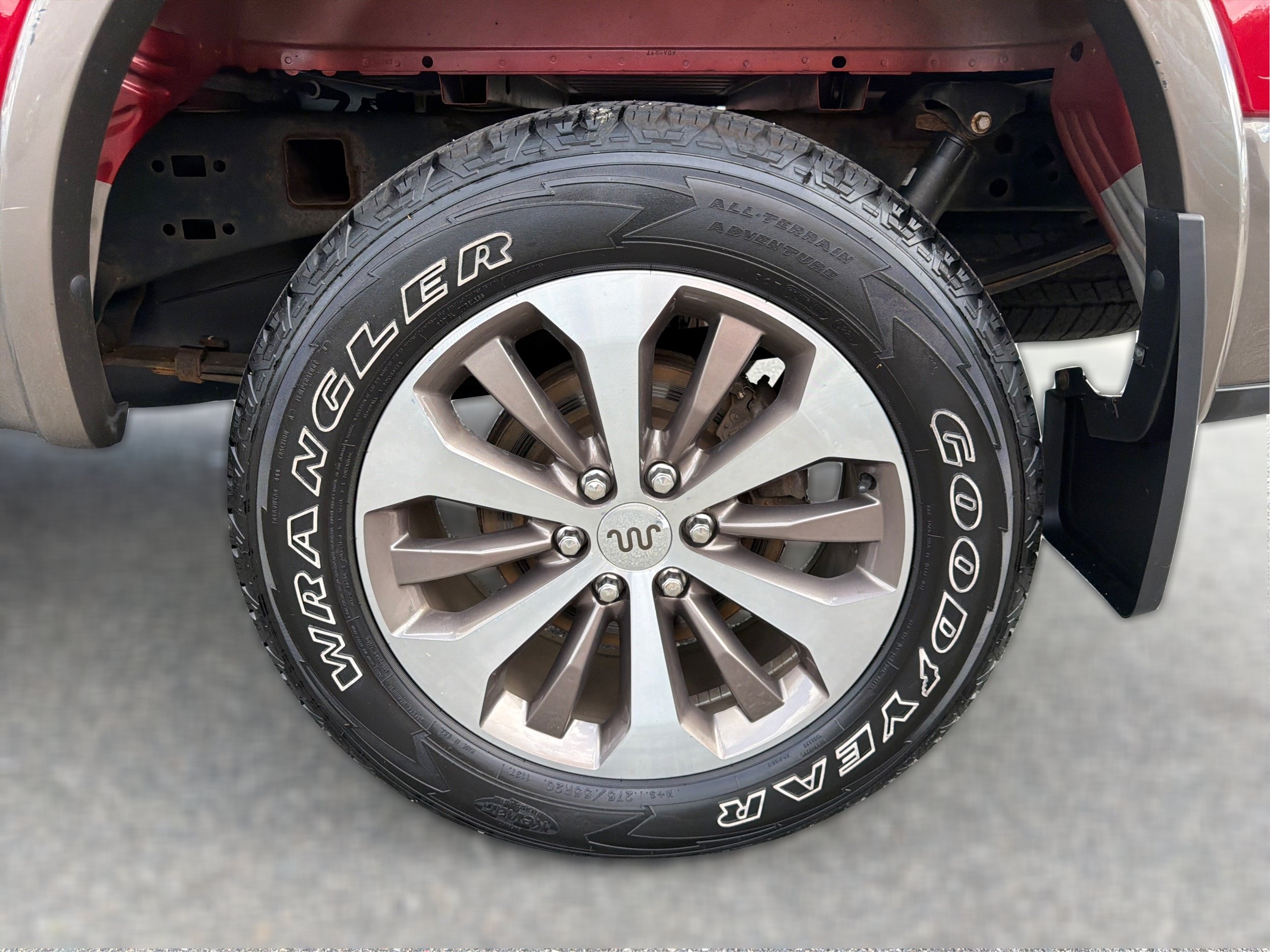 Used 2019 Ford F150 King Ranch w/ Equipment Group 601A Luxury AWD/4WD image 24