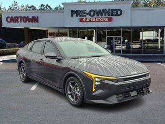 Used 2025 Kia K4 LXS video 1