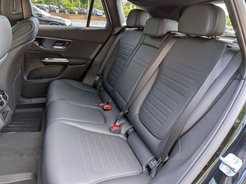 New 2026 Mercedes-Benz GLC 300 4MATIC image 30