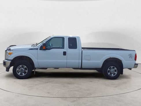 Used 2015 Ford F250 XLT w/ Camper Package AWD/4WD image 2