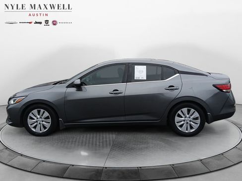 Used 2020 Nissan Sentra S FWD image 13