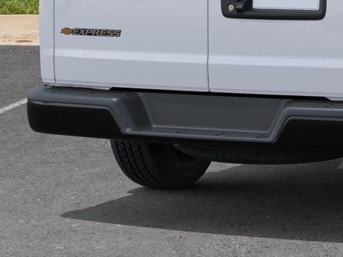 New 2025 Chevrolet Express 2500 w/ Driver Convenience Package image 17