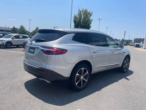 Used 2020 Buick Enclave Essence w/ Sport Touring Edition FWD image 7