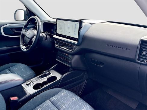 Used 2025 Ford Bronco Sport Heritage w/ Convenience Package image 27