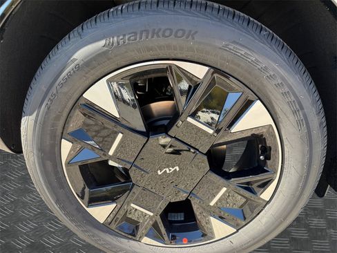 New 2026 Kia Sportage SX Prestige image 17