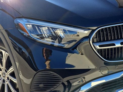 Used 2024 Mercedes-Benz GLC 300 GLC 300 image 34