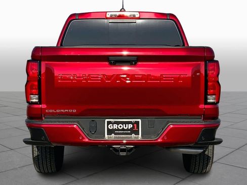 Used 2025 Chevrolet Colorado LT w/ LT Convenience Package image 5