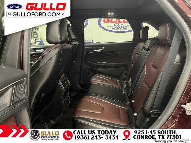 Used 2020 Ford Edge Titanium w/ Equipment Group 301A FWD image 15