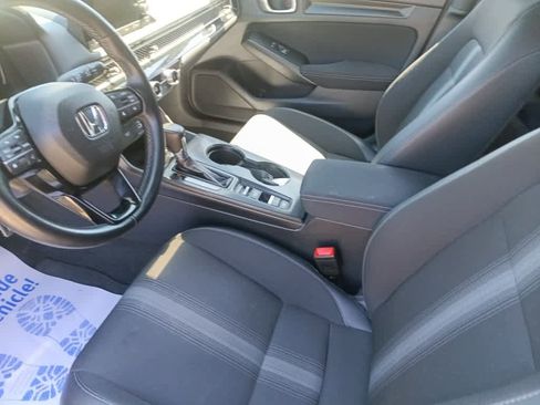 Used 2023 Honda Civic Sport image 17