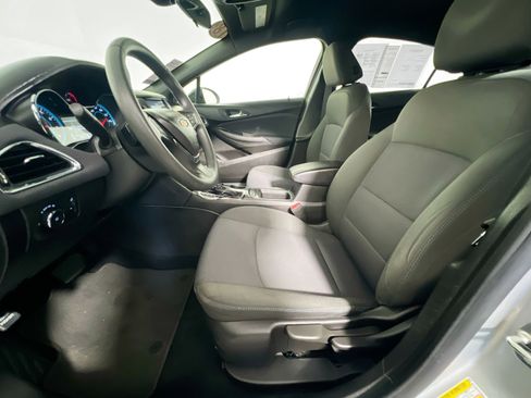 Used 2018 Chevrolet Cruze LT w/ Redline Edition FWD image 14