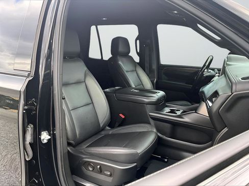 Used 2022 Chevrolet Tahoe Z71 w/ Z71 Off-Road Package image 16