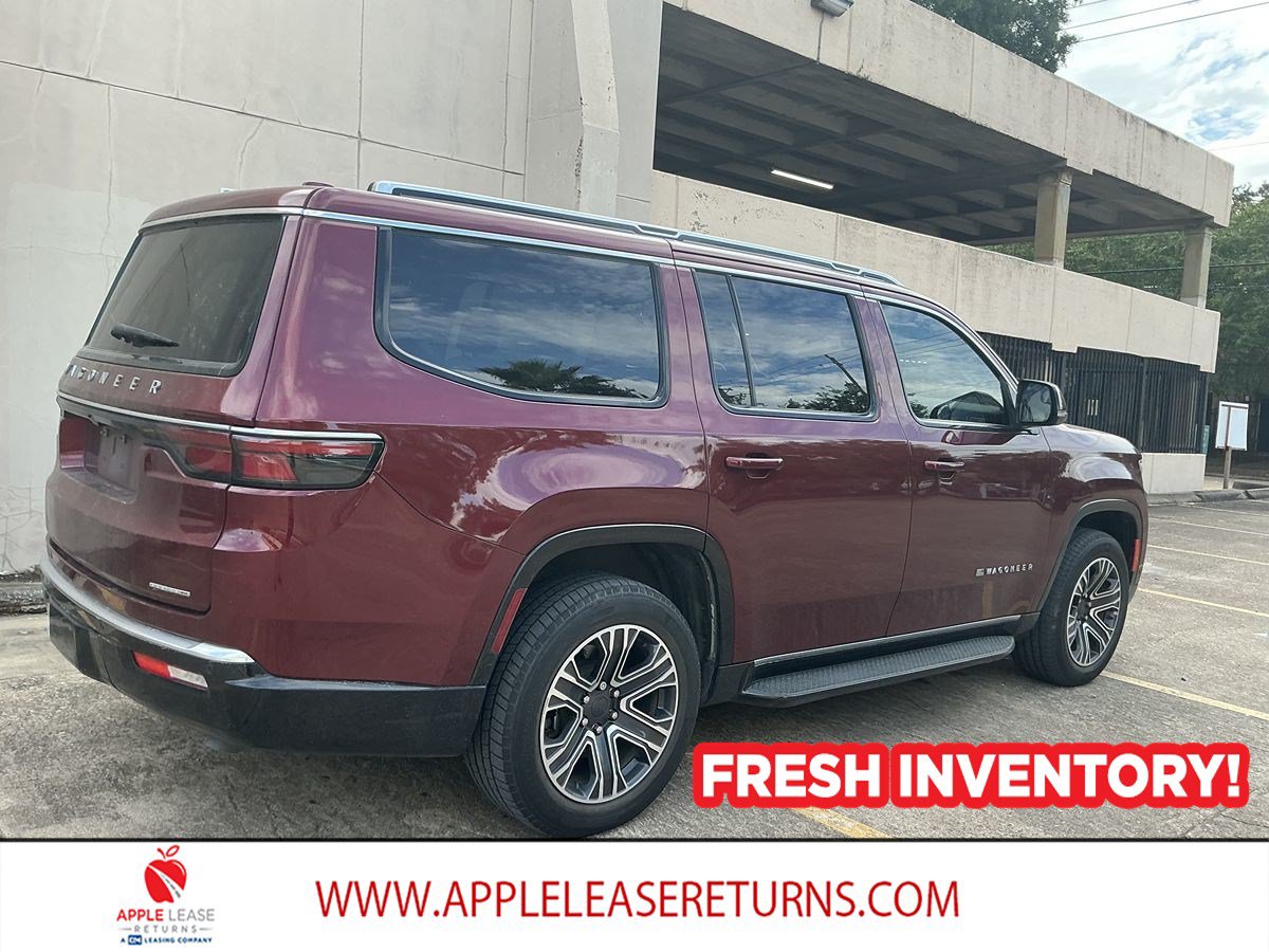 Used 2022 Jeep Wagoneer Series III w/ Flexible Seating Group RWD image 4