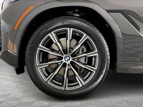 New 2026 BMW X6 xDrive40i AWD/4WD image 16