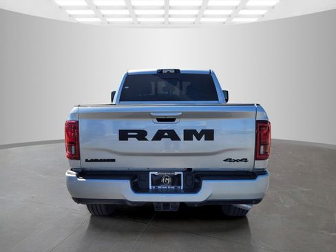 New 2026 RAM 2500 Laramie AWD/4WD image 5