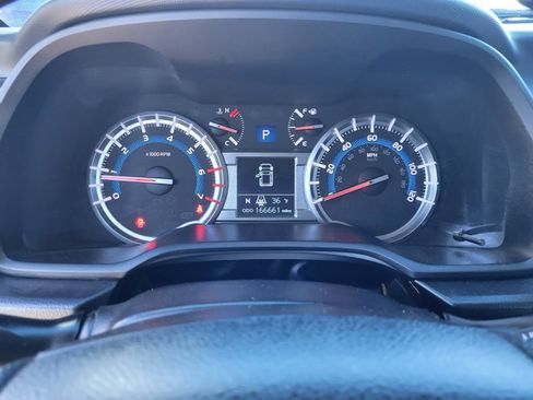 Used 2019 Toyota 4Runner SR5 image 10