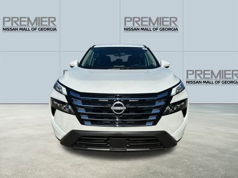 New 2026 Nissan Rogue SV FWD image 2