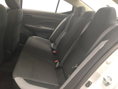Used 2025 Nissan Versa S FWD image 18