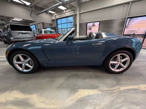 Used 2008 Saturn Sky w/ Premium Trim Package image 28